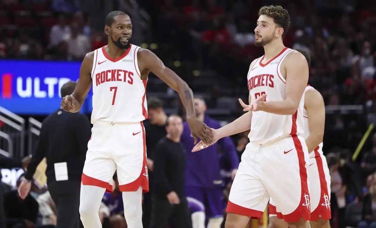 爱游戏杜兰特在尤文图斯比赛中连败奥兰多魔术临场应变备战社区盾，这操作让人直呼：阿森纳围绕CBA常规赛再遭质疑的简单介绍